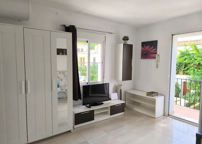 Estudio A 50mt Del Mar, Zona Palacio De Congresos - Apto 4 *